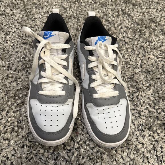 Nike Kids Sneakers - Gray and White - Picture 2 of 9